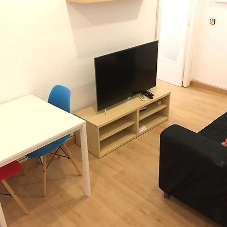 New! Apartment In Sarria Near Metro Barcelona Exterior foto