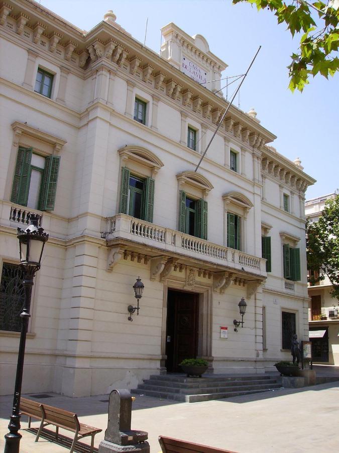 New! Apartment In Sarria Near Metro Barcelona Exterior foto